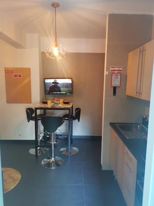 Ferienwohnung Enjoy Lisboa! - Near Metro Amadora Exterior foto